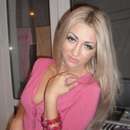 Raunchy Josie from Manchester Ready to Play on Sex Cam