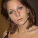 Naughty Daryl from Manchester Wants to Share Her Sexy Pics!